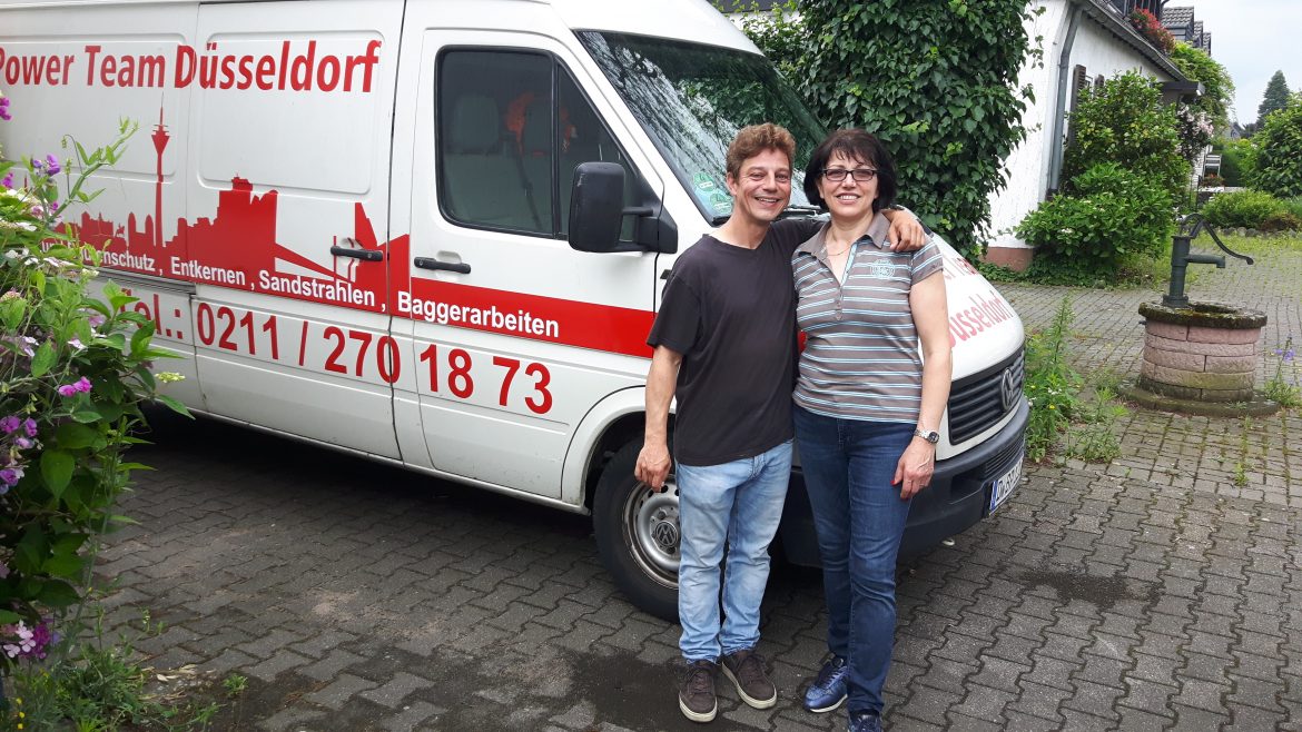 Geschafft – vor dem Regen war alles wieder im Keller