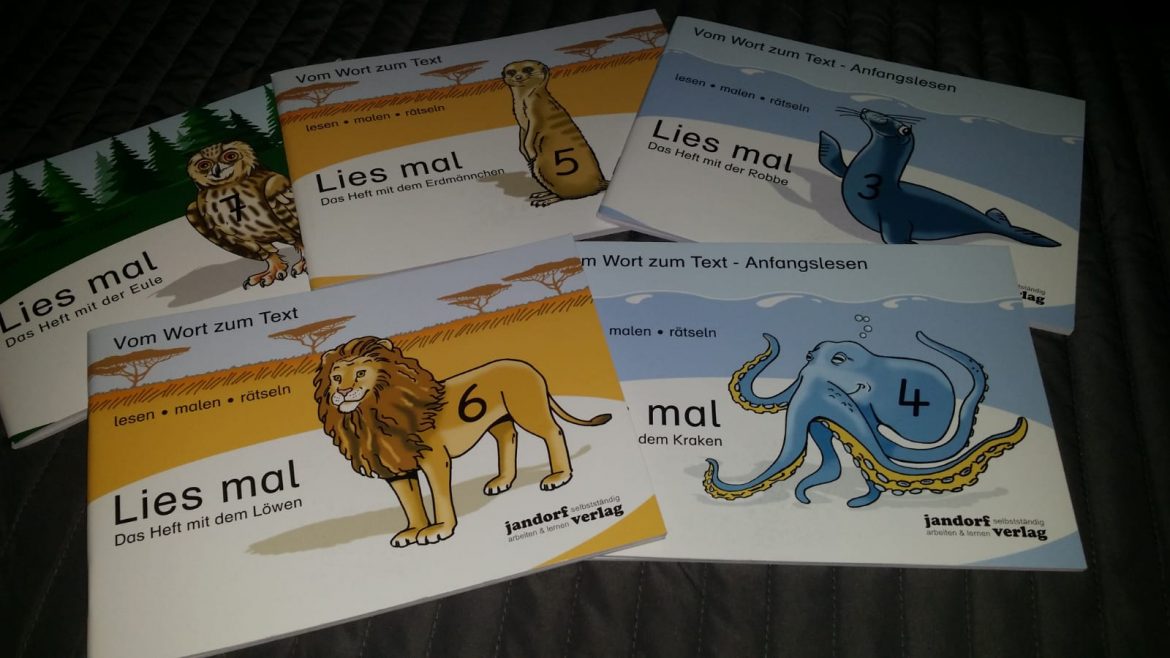 Schulbücher für Maya