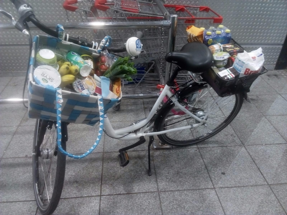 Mutter Patricia tut etwas für ihre Fitness