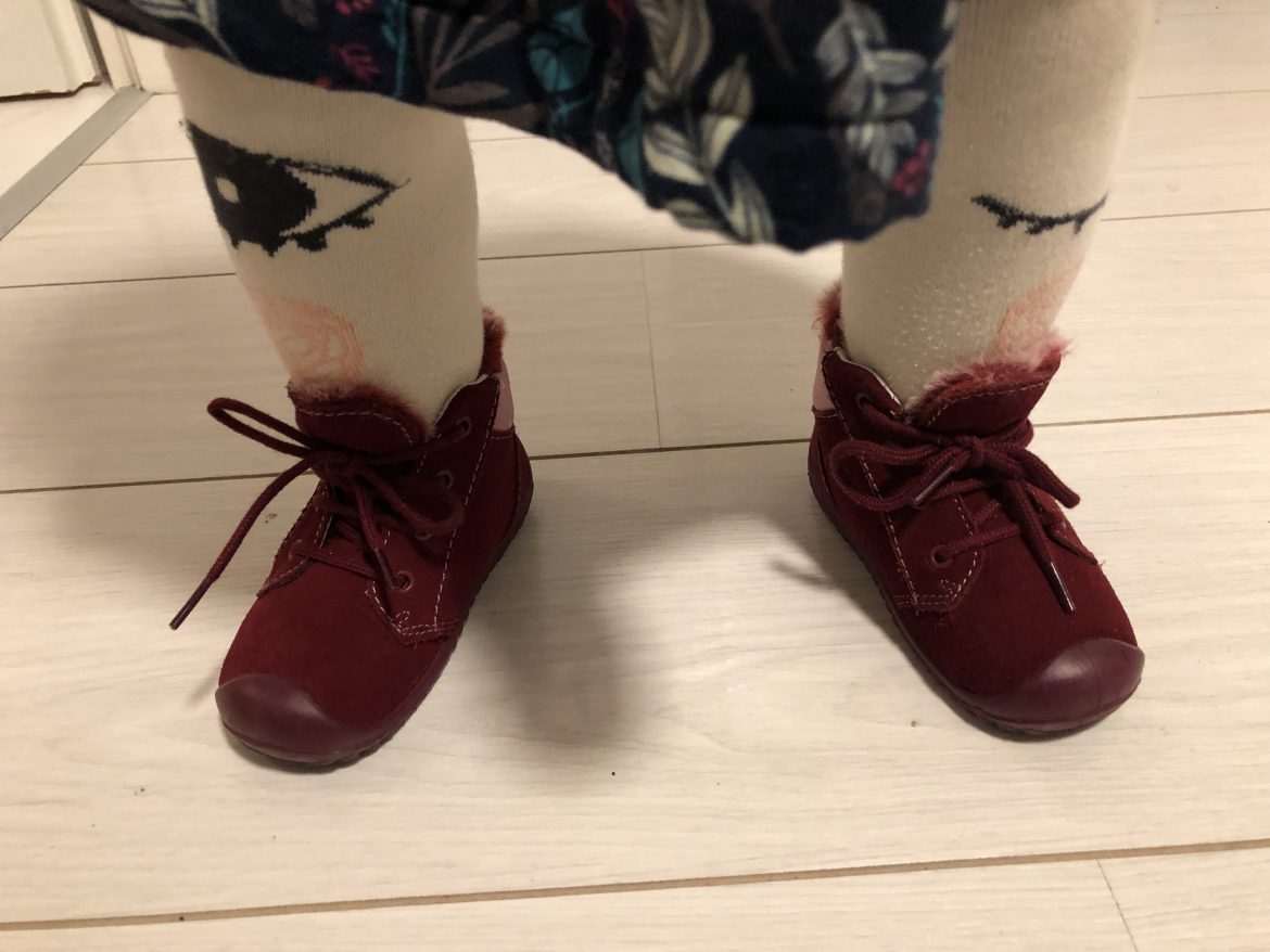 Mishelle sagt DANKE an ihre Schuh-Patin, Christine Sch….