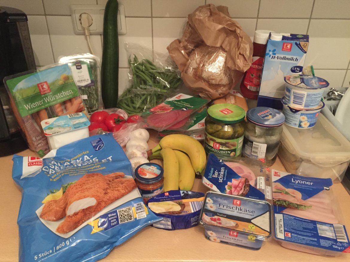 Lebensmittel für Mutter Silvia und ihre Familie