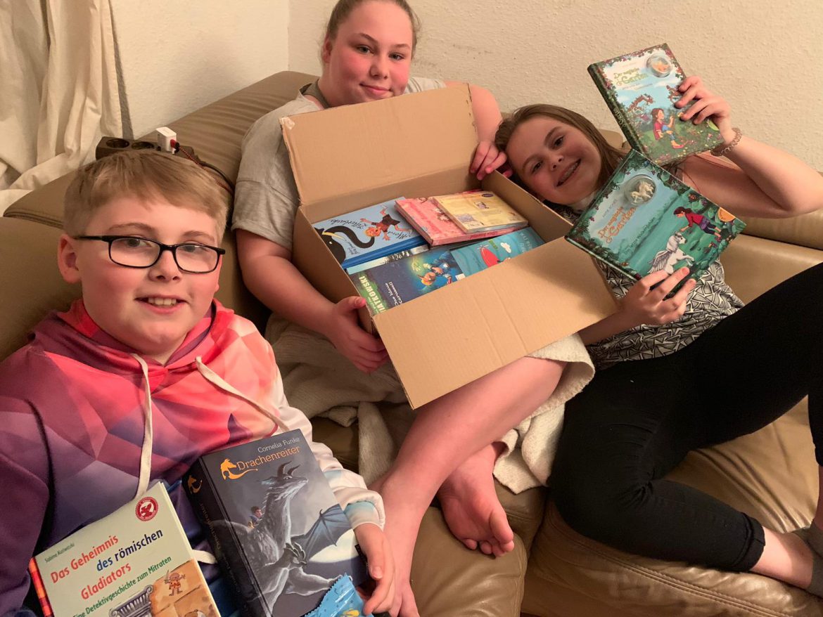 Große Freude bei den Kids über ihre Lieblingsbücher