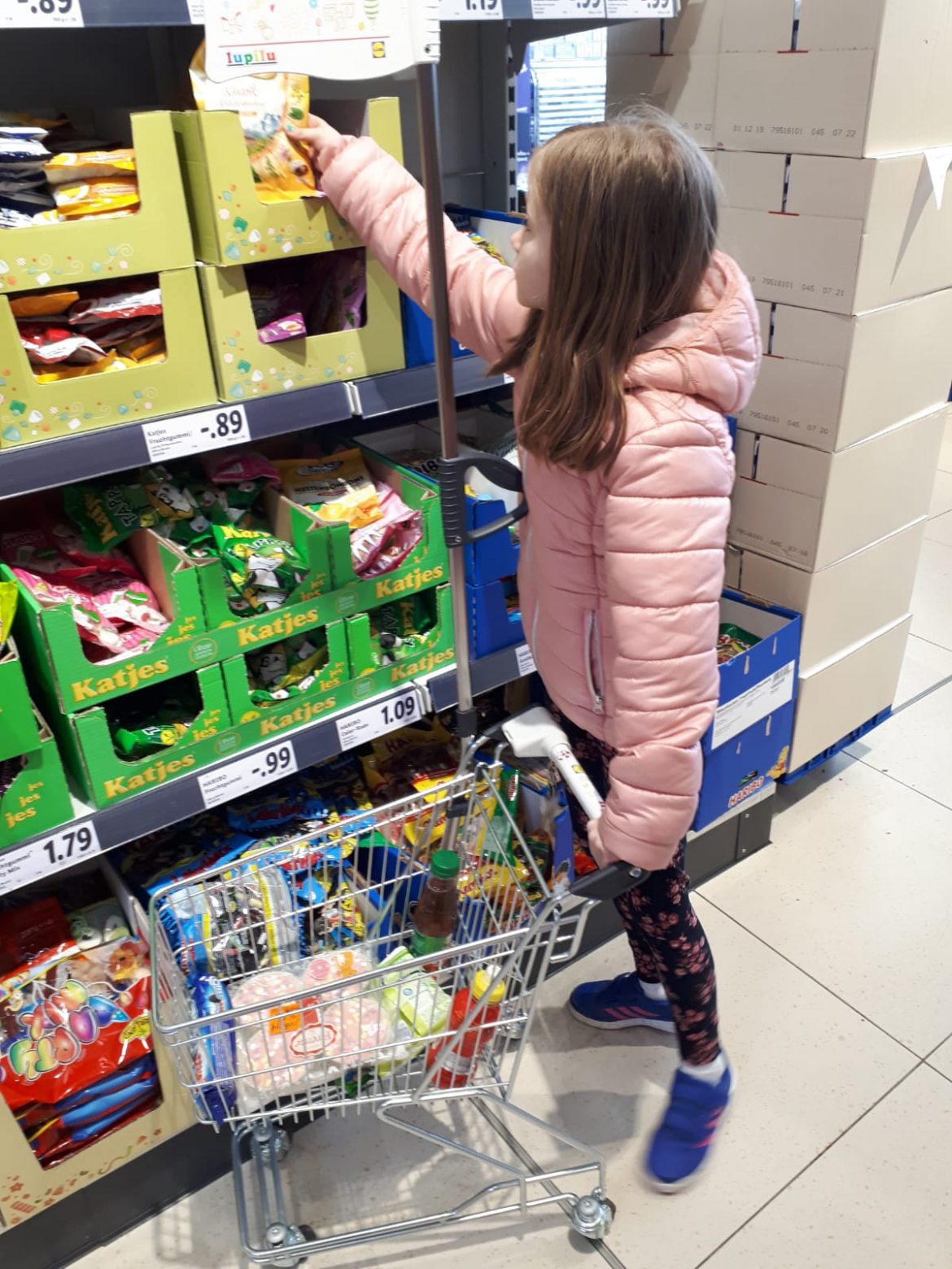 Finja war mit einkaufen