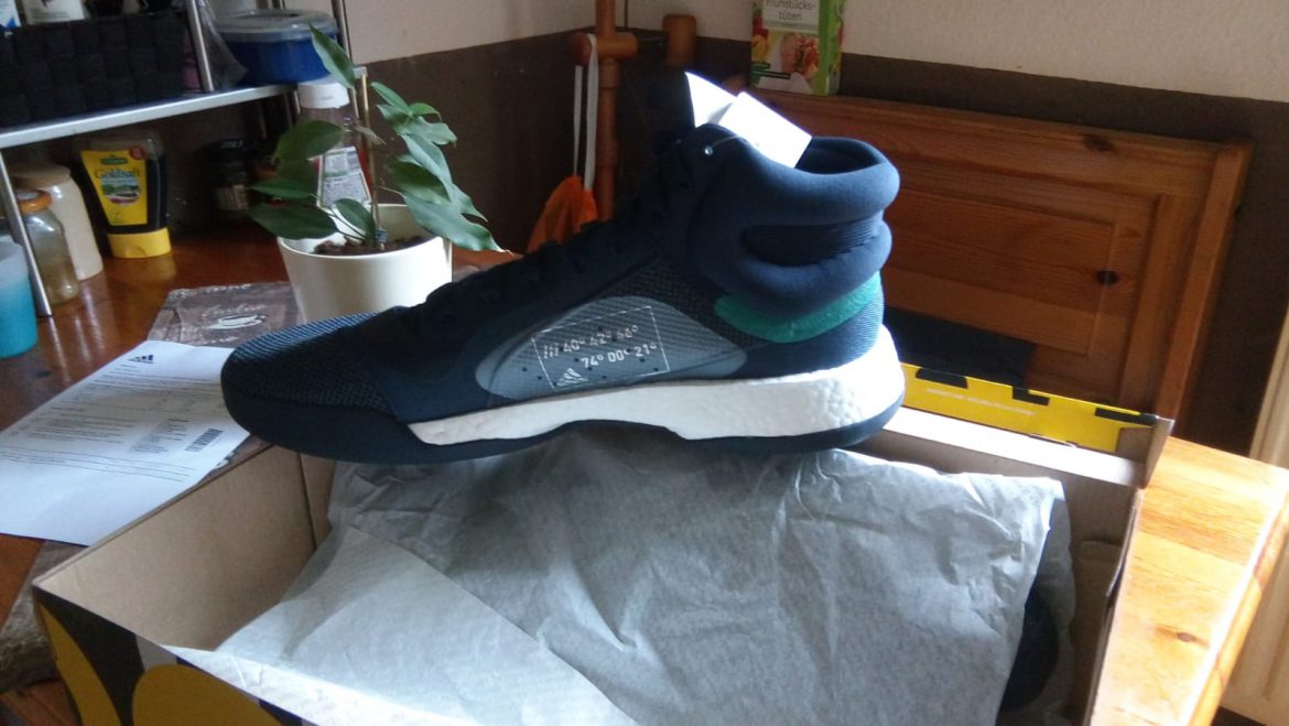 Darius (15) wächst und wächst……. Schuhgröße 51 1/2