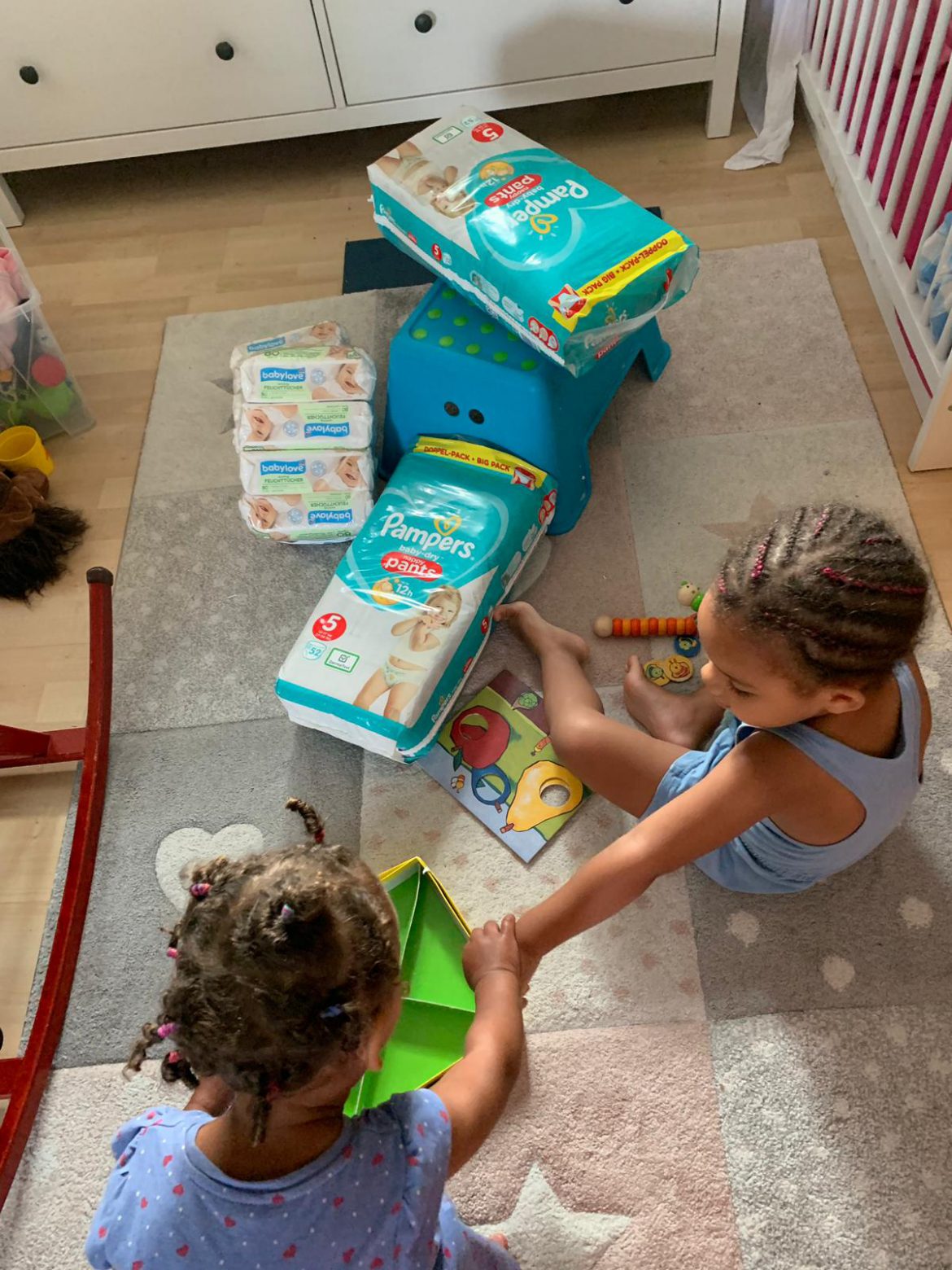 Windeln für Emma + Jemimah