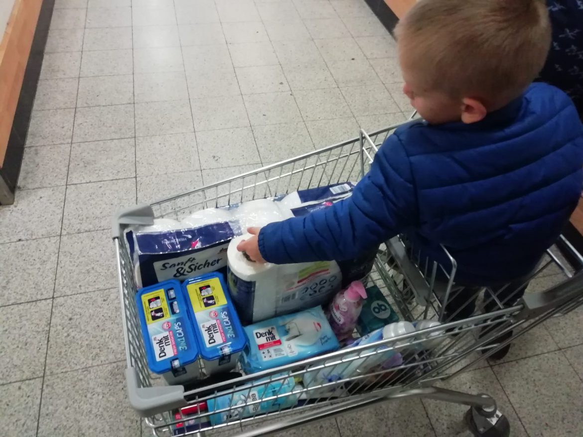 Miron war mit der Mama einkaufen