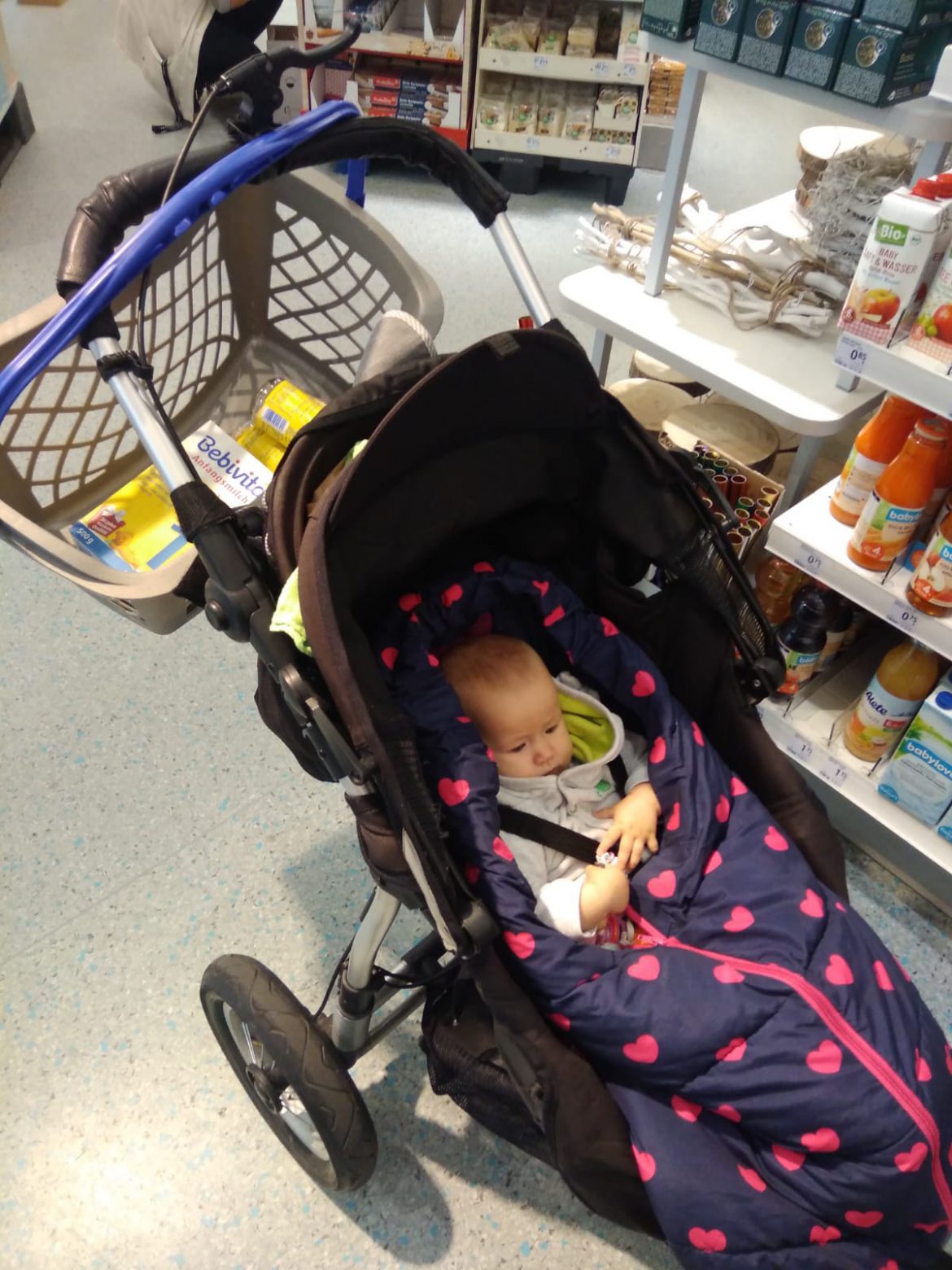 Lebensmittel + Hygiene-Artikel für die Familie von Marie