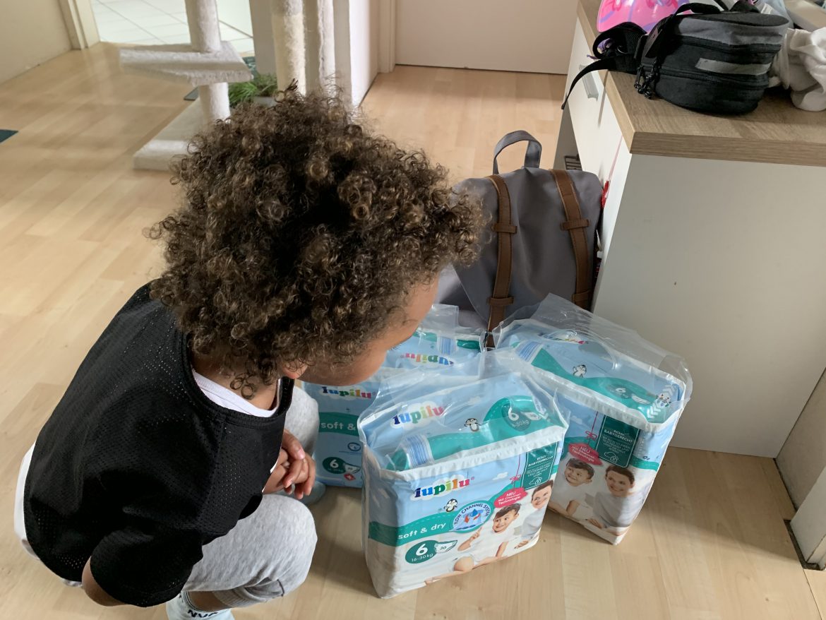 Windeln für Emma und Jemimah