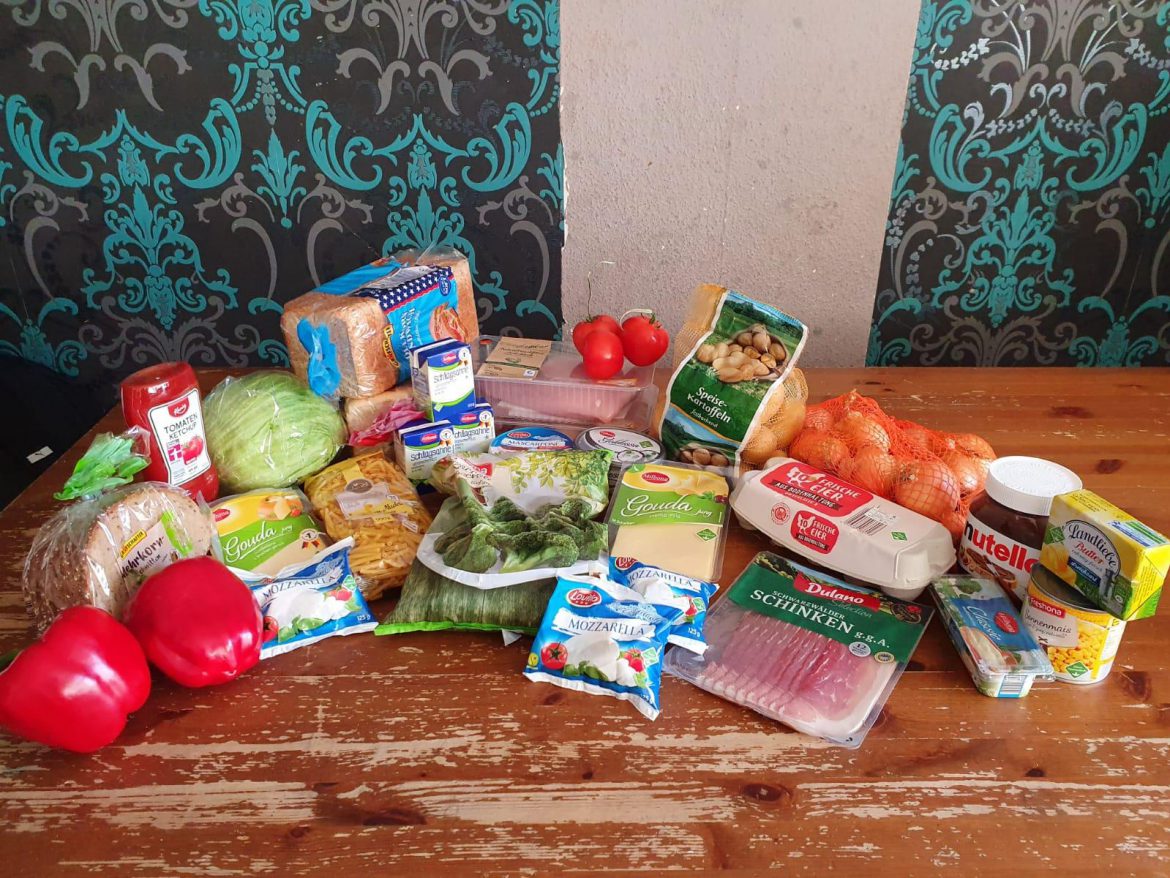 Unsere Familie mit 4 Kindern war einkaufen