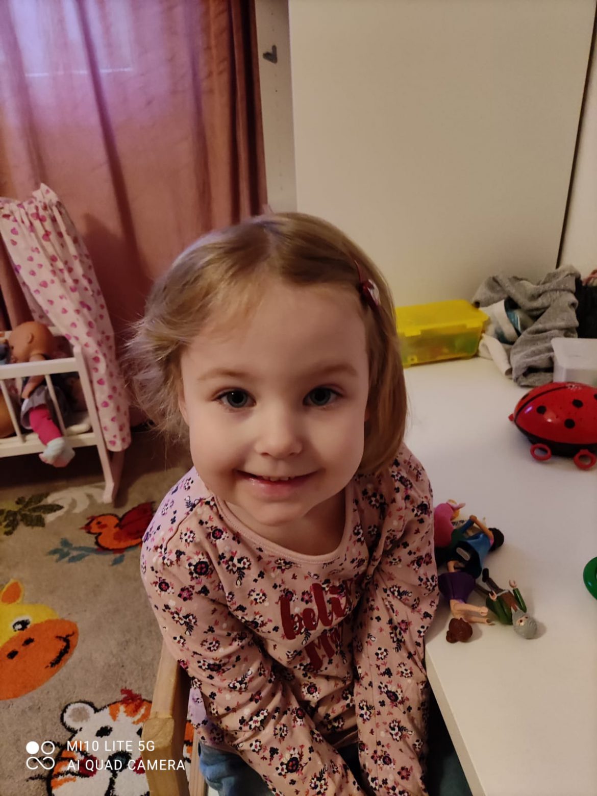 Elly bekam einen neuen Haarschnitt