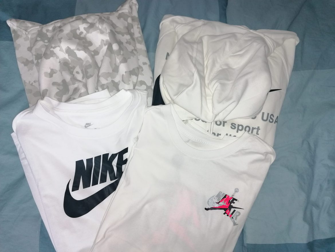 Auch Amon bekam einen Gutschein und war shoppen