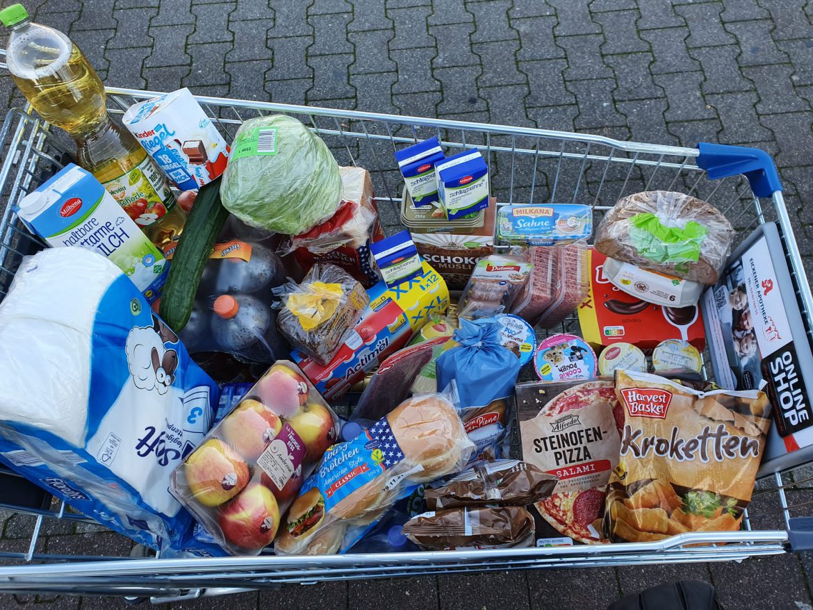 Hier konnten wir mit einem Lebensmittel-Gutschein der Familie helfen