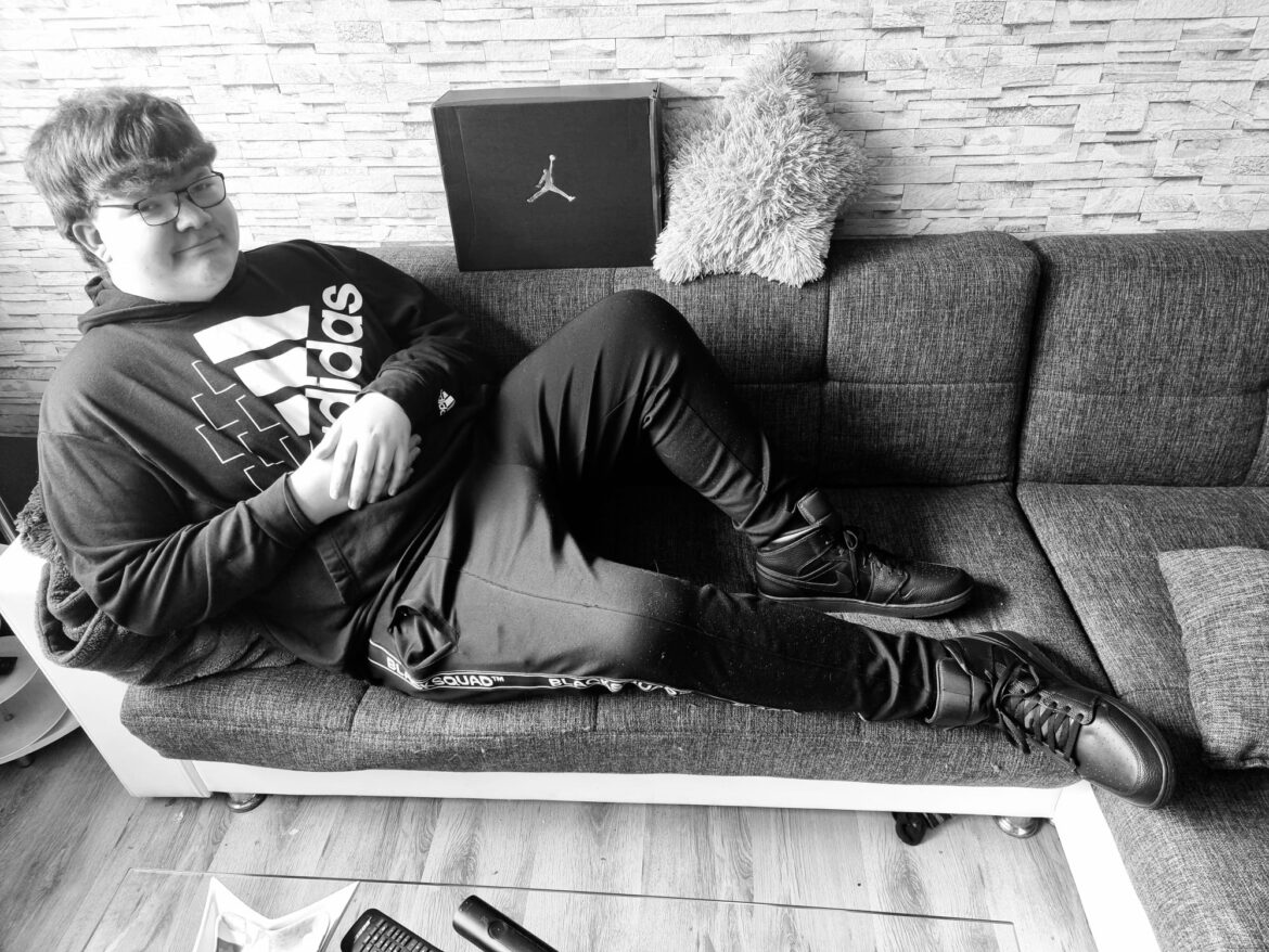 Kay`s Füße haben die Größe 51,5