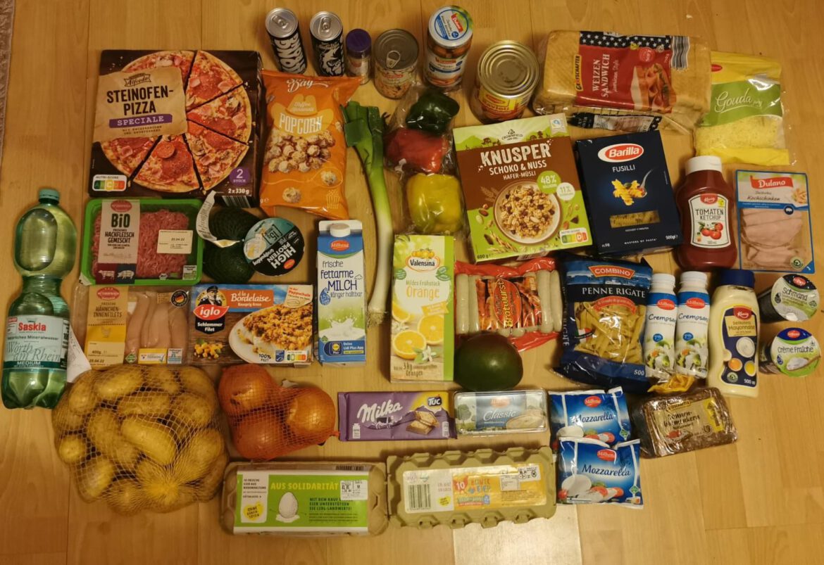 Lebensmittel für die Familie von Maya