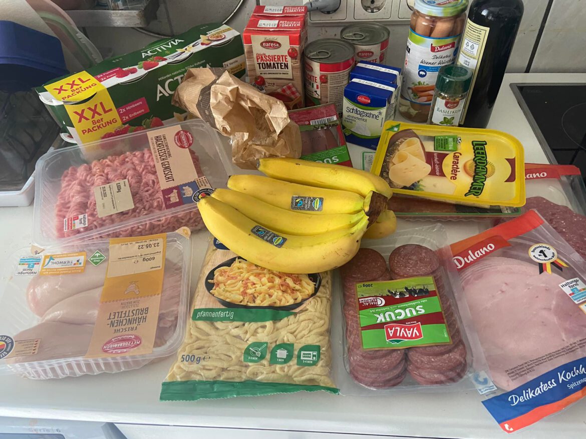 Lebensmittel für die Familie von Max + Leo