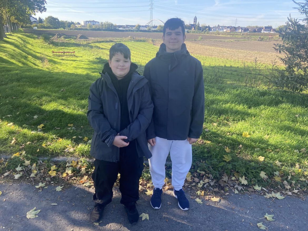 „Warm durch den Winter“-Aktion -Max + Leo