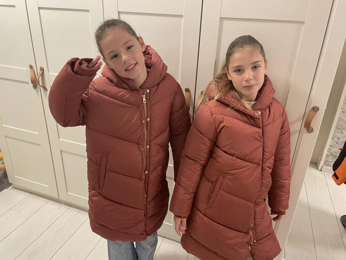 „Warm durch den Winter“ – Aktion – Wladlena + Milana, Gleb + Mishelle