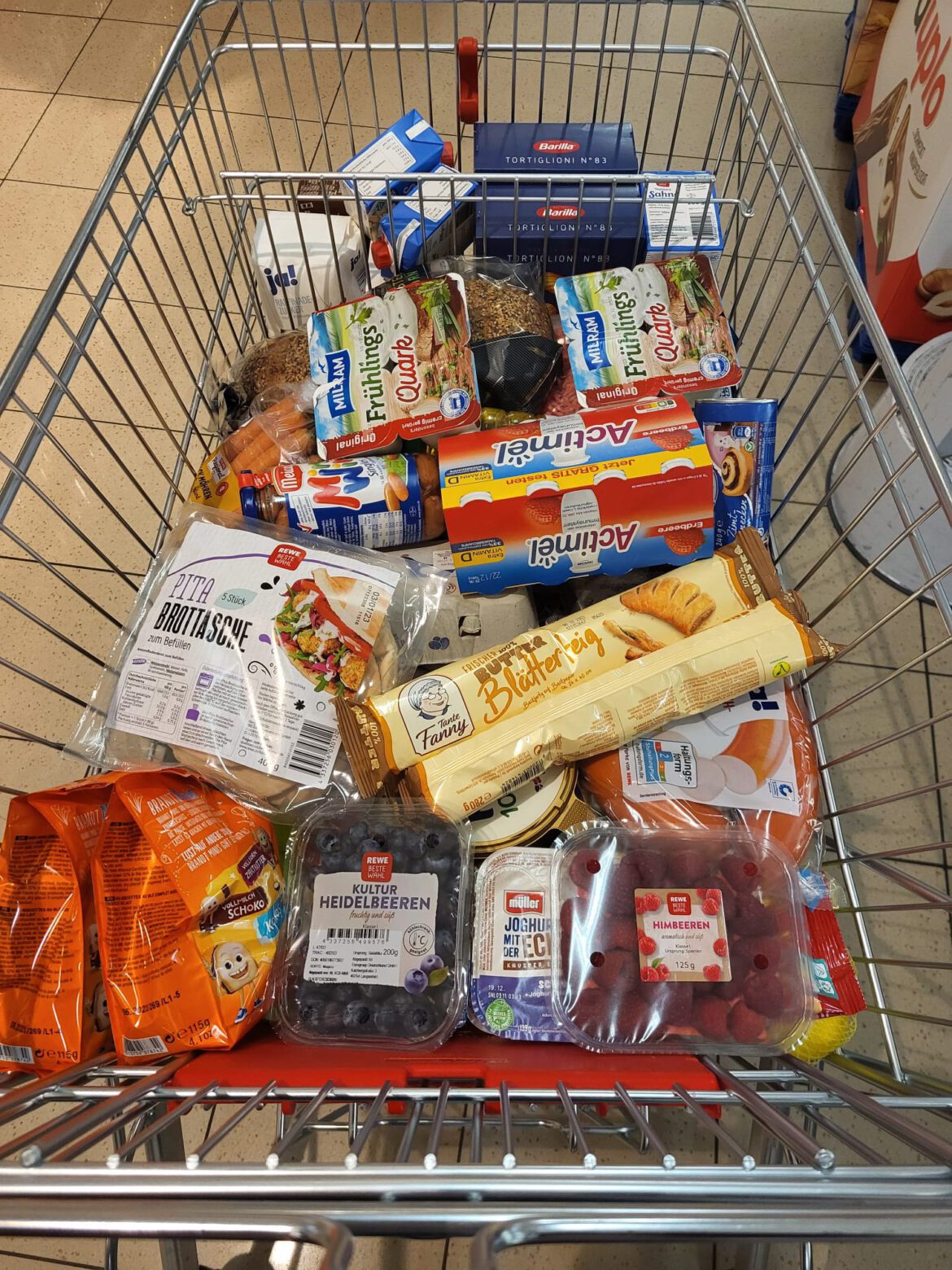 Die Mama von Luna, Luca + Lina war einkaufen