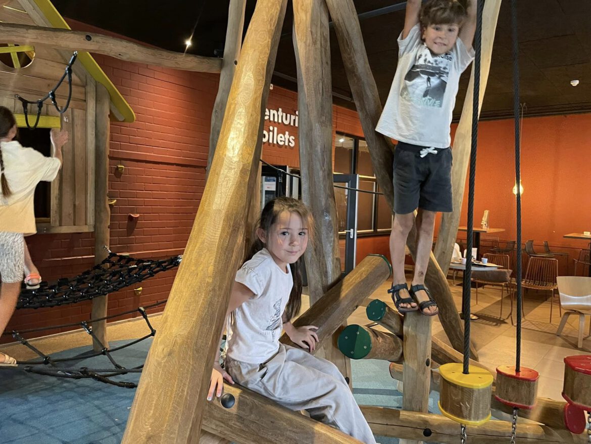 Ein paar Tage „Urlaub“ – Teil 4: Wladlena, Milana, Gleb + Mishelle