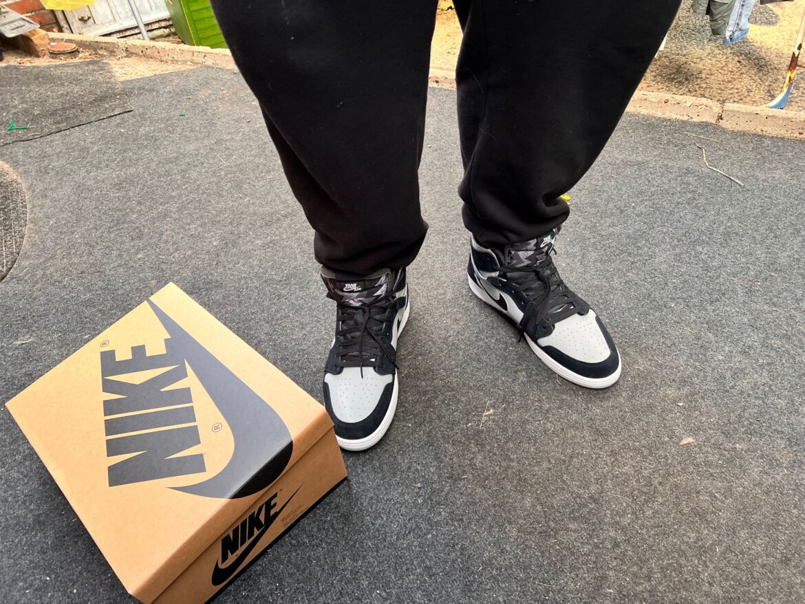 Schuhe in Gr. 50,5 – Dank der Schuh-Patin ist es möglich