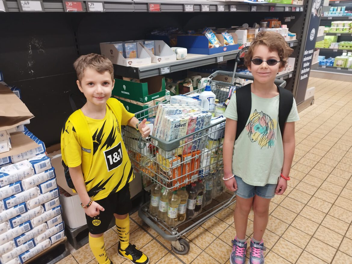 Lebenmitteleinkauf mit Joanna + Jason