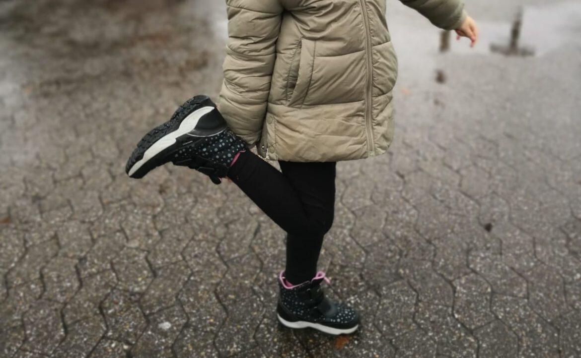 Schuhe für Lina – DANKE an ihre Schuh-Paten