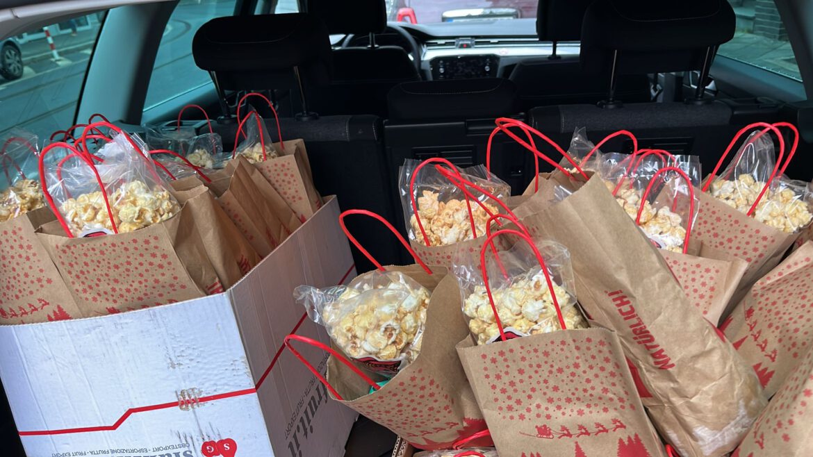 In diesem Jahr gab es wieder Karussell-Chips und eine Popcorn-Lecker-Tüte… Danke Familie Fellerhoff