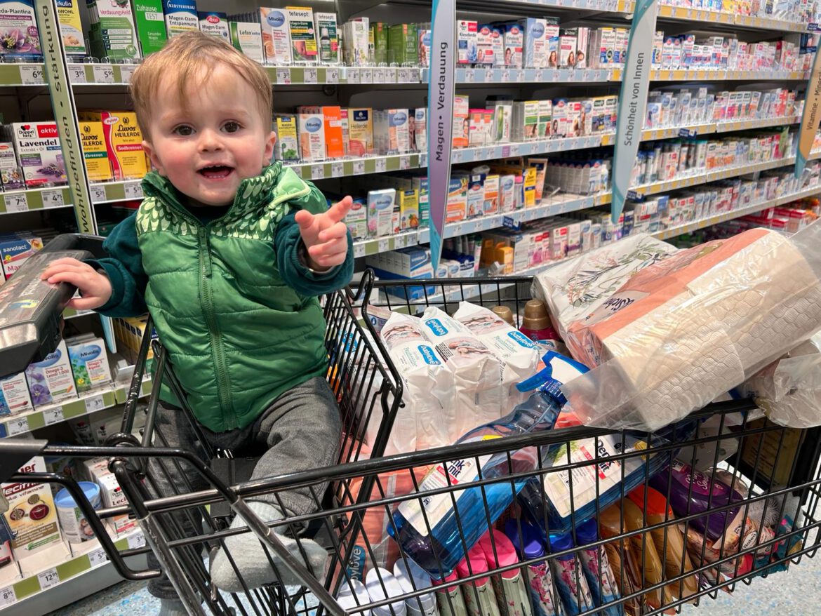 Mika war mit seiner Mama einkaufen