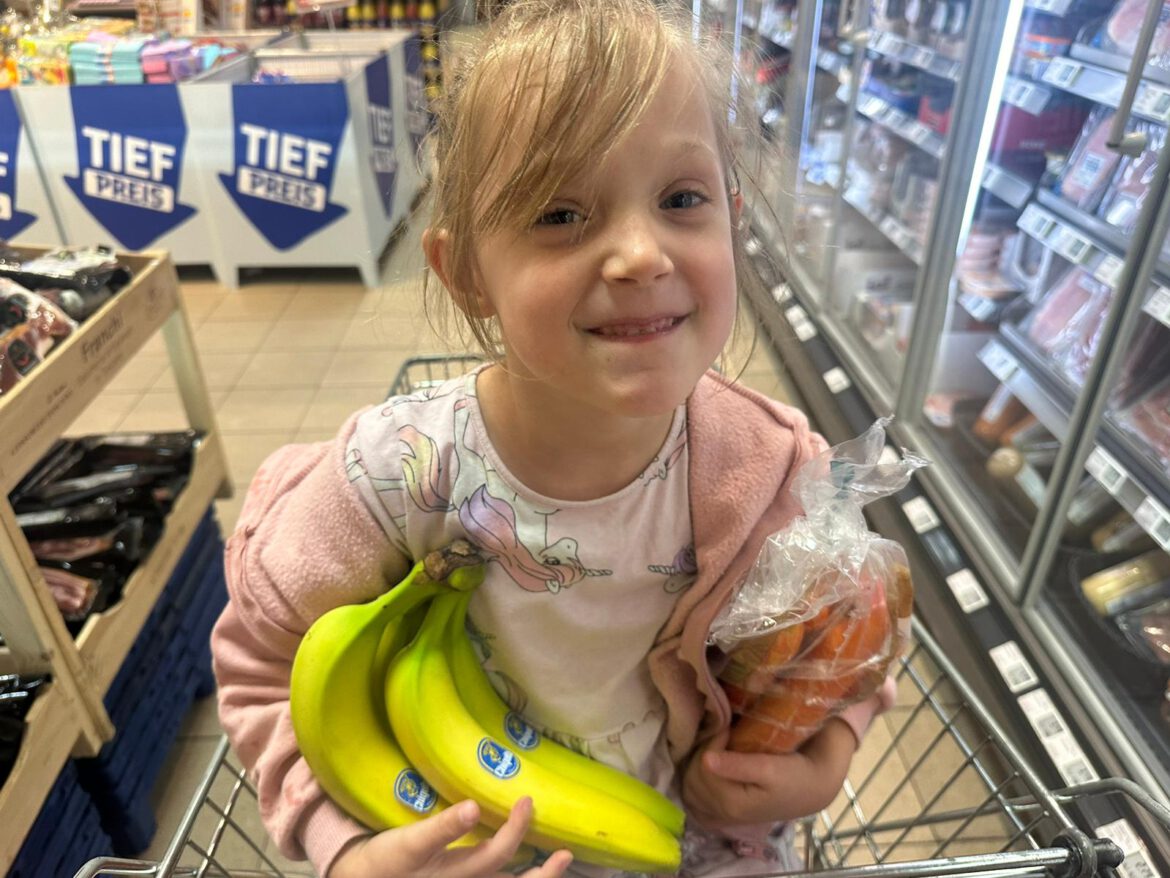 Obst u. Gemüseeinkauf mit Josephine