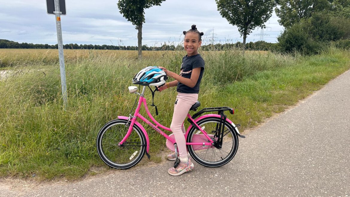 Auch Jemimah bekam ein neues-gebrauchtes Fahrrad