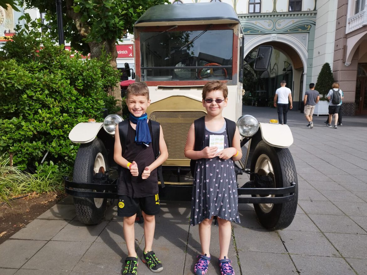 Joanna und Jason konnten in der Schule viel erzählen