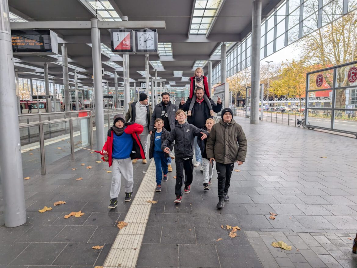 Unsere Familien sagen DANKE für das wundervolle Erlebnis im F95 Stadion