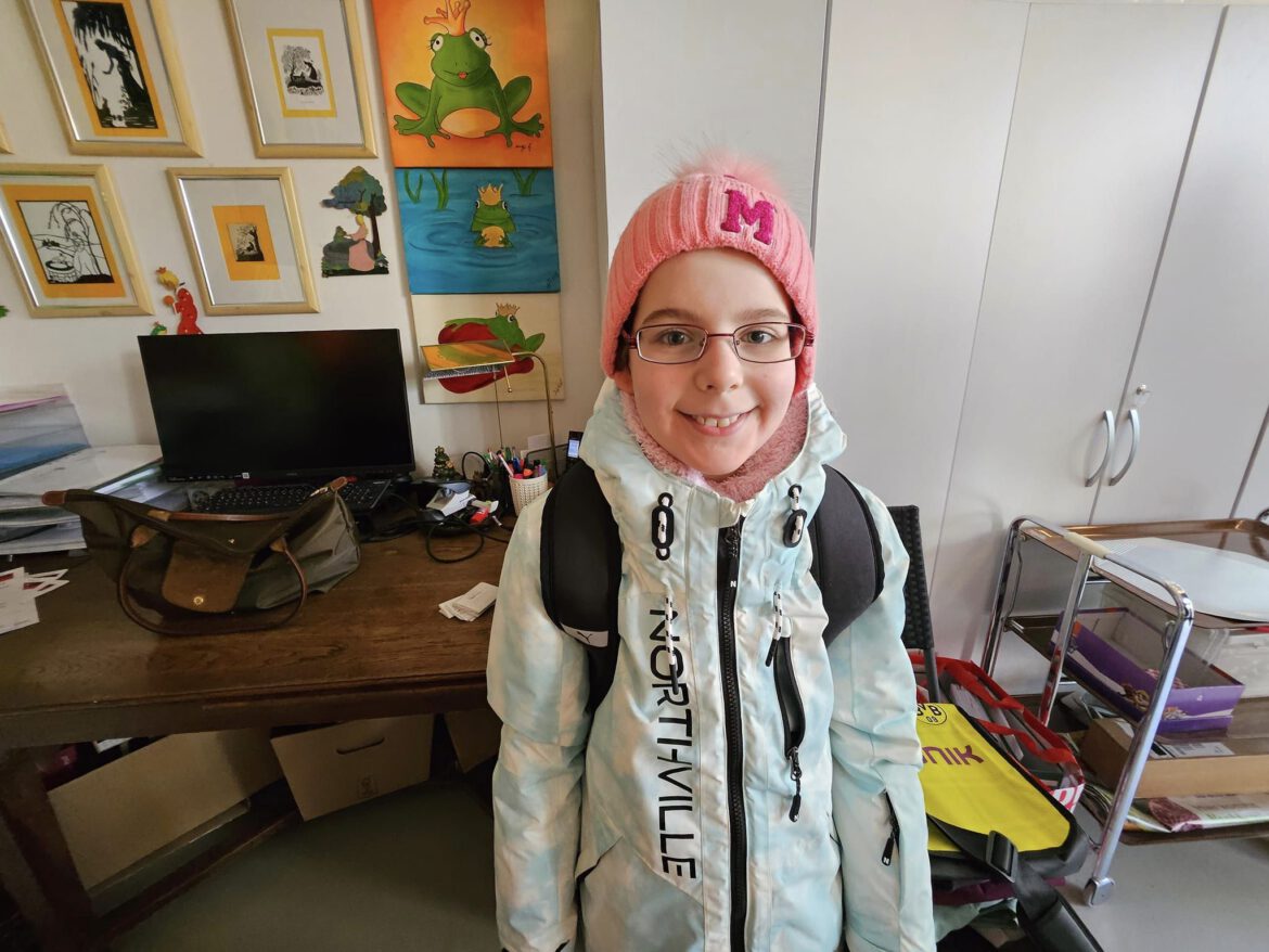 Joanna sagt DANKE an unsere Brillen-Patin, Simone G.