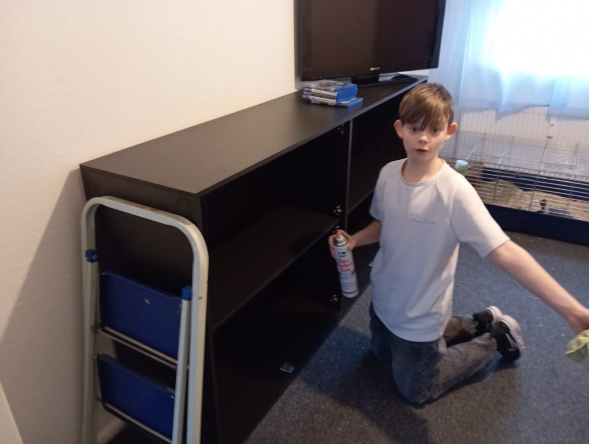 Jetzt hat Armando sein Zimmer auch fertig