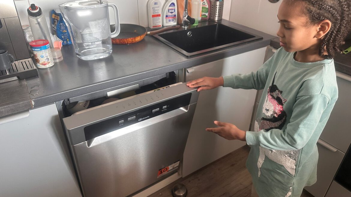 14 Jahre war sie alt… dann lief das Wasser raus