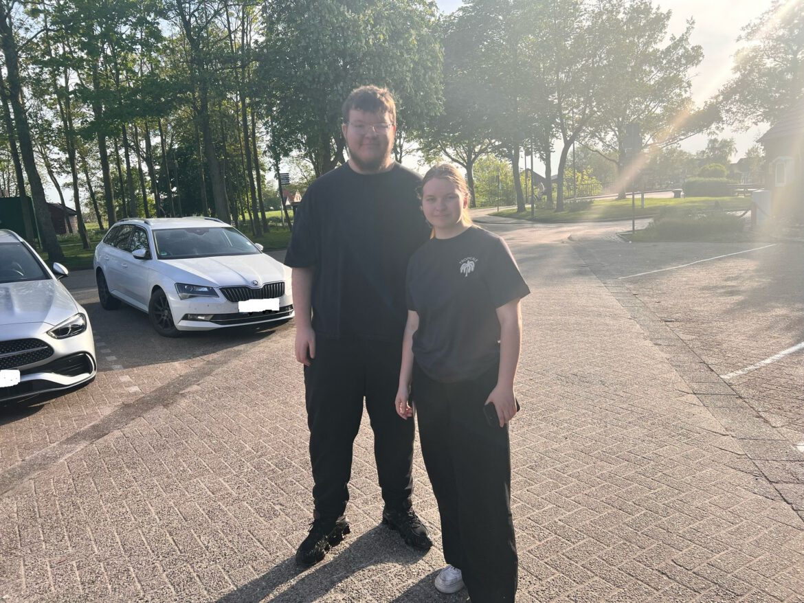 Maya und ihr Bruder waren shoppen