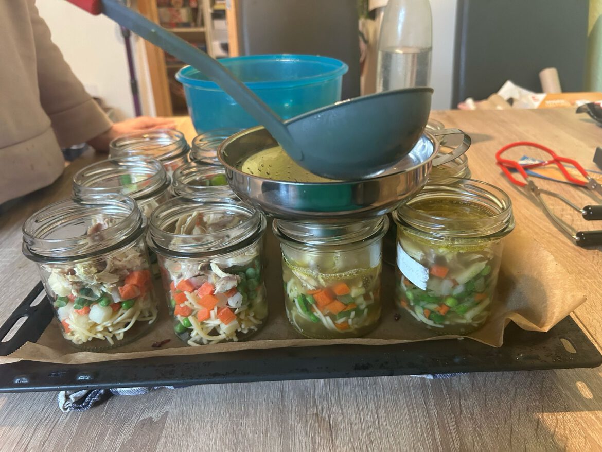 Danke an unsere Obst- u. Gemüse-Patinnen + Paten – das EINKOCHEN geht weiter…