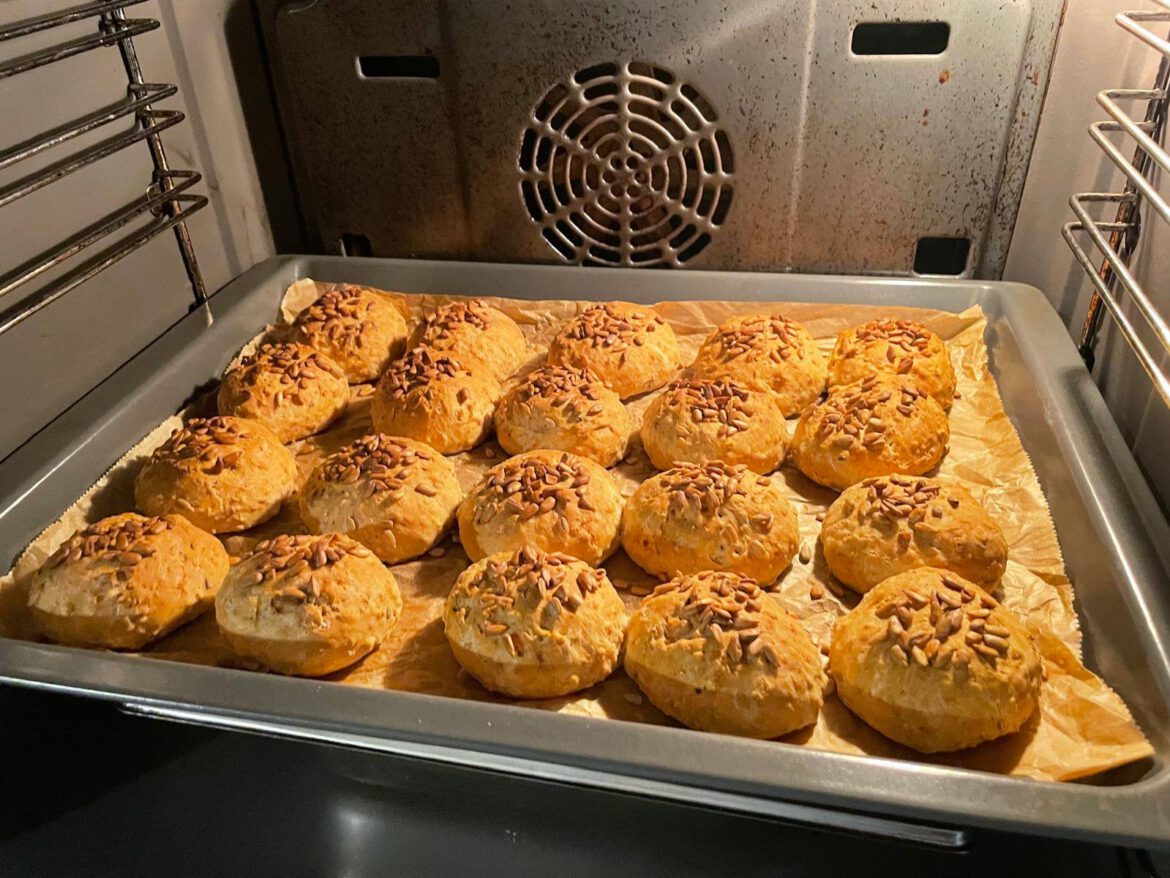 Großartige Spende, Backmischung für Hafer- + Gerstenbrötchen