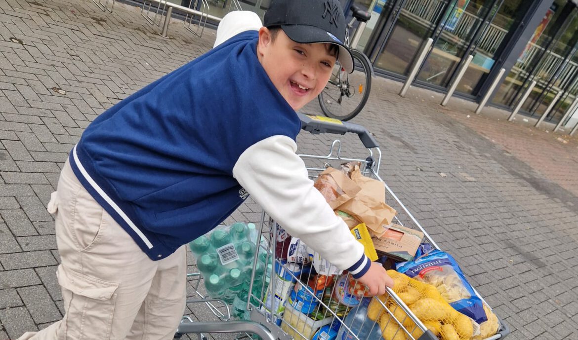 Lebensmittel für Jolie, Louis + Liya