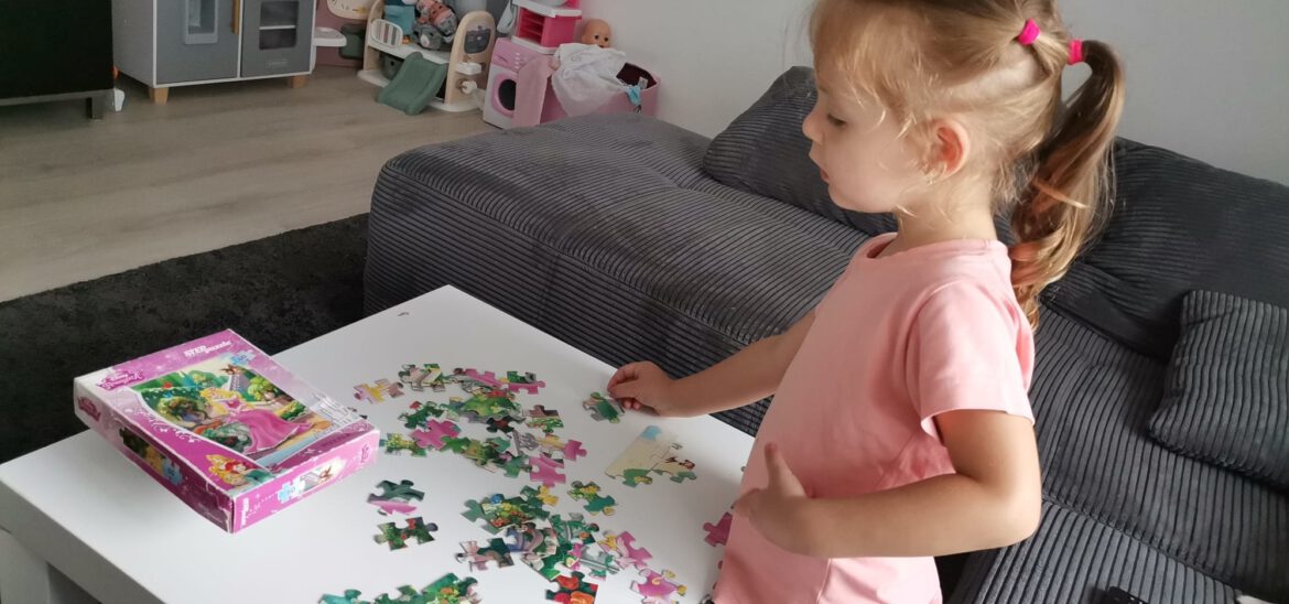 Puzzlen, malen, etc. statt Handy-Spiele