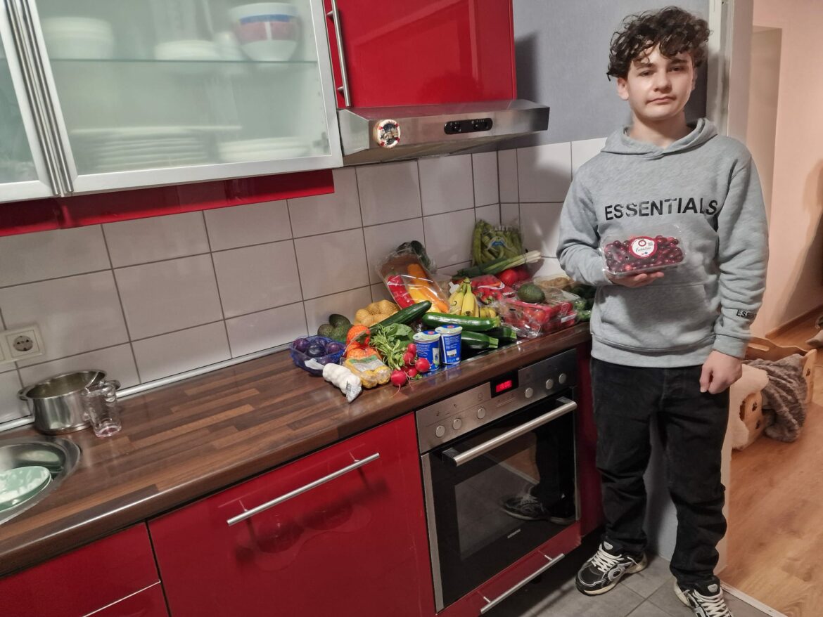 Lebensmitteleinkauf mit Kevin