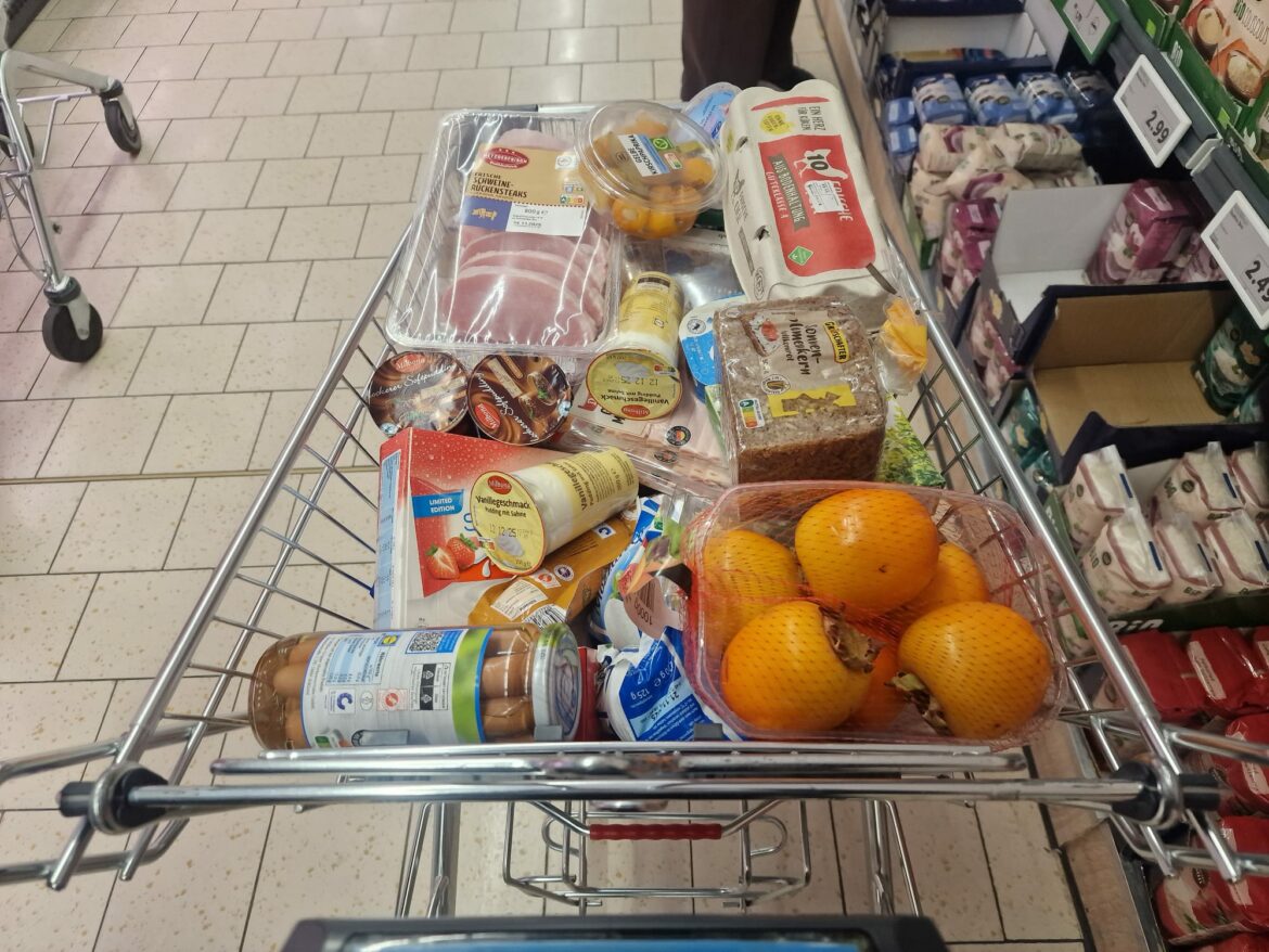 Lebenmittel-Gutschein für die Familie von Kevin