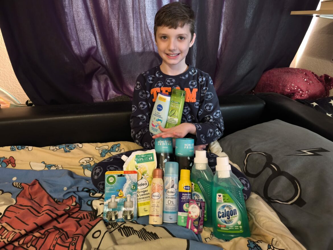 Joanna + Jasons Familie nahm auch an unserer Hygiene- u. Putzmittel-Aktion teil