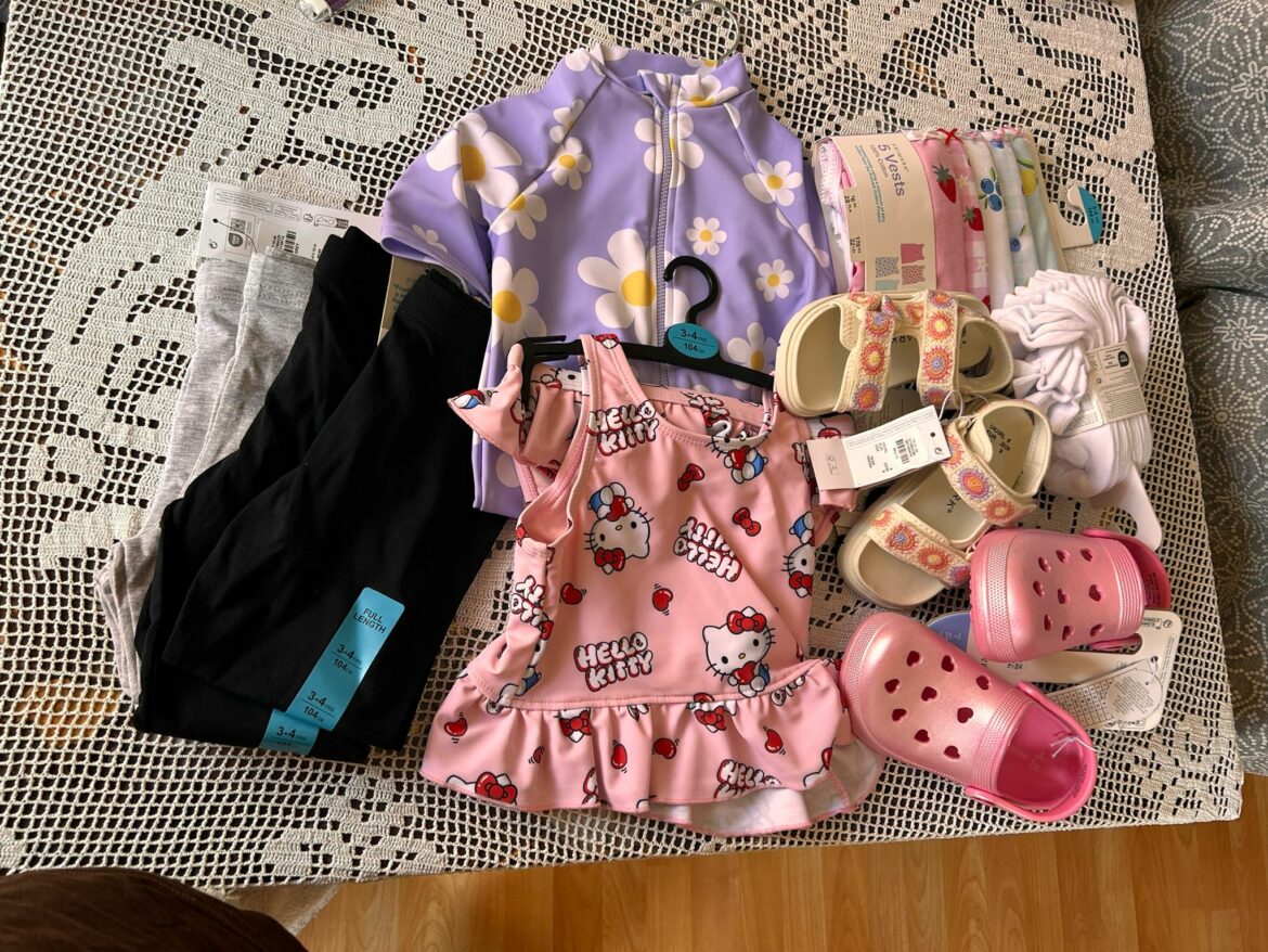 Frühjahrs/Sommer-Kleidung für Danila