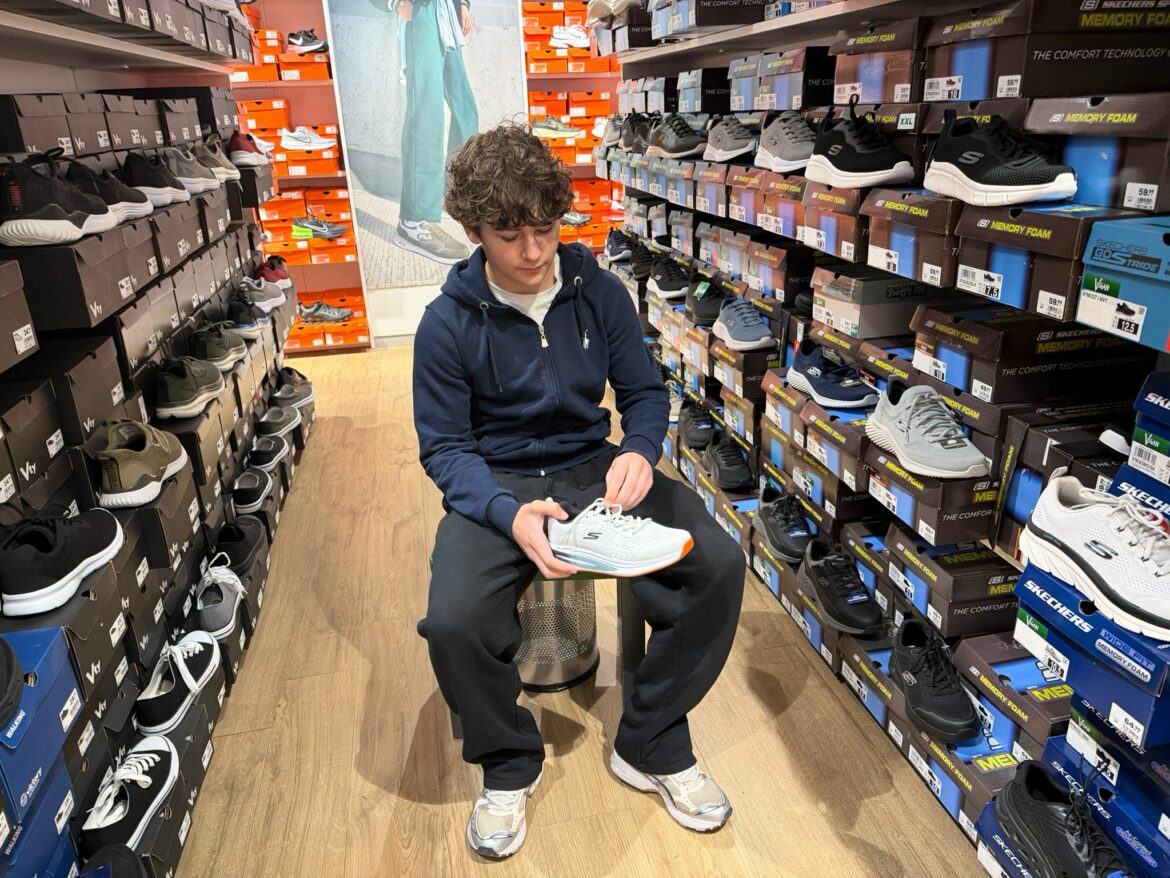 Neue Schuhe für Kevin